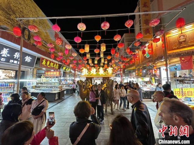 最新夜市图，繁华夜市的魅力与活力展现